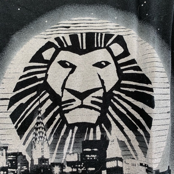 The Lion King on Broadway Glitter T-Shirt - Picture 5 of 7